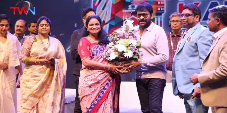 Turn Insults Into Weapons of Your Success, Megastar Chiranjeevi at APTA's Global Business Conference Katalyst, Soopoo Kotan, Sagar Laggisetty, Ramesh Thumu, Telugu World Now