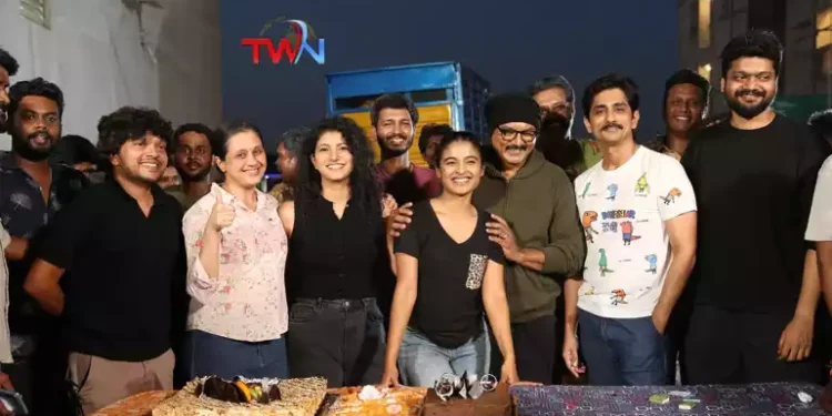 Shanthi Talkies Arun Viswa presents , 8 Thotakkal fame Sri Ganesh Directorial , Siddharth starrer 3 BHK Shoot Wrapped up, Kollywood Film News, Telugu World Now