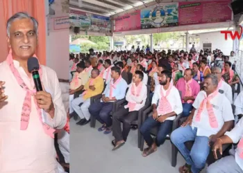 KCR is the brand ambassador for raithu bandh, 2 year pension, Mission Bhagiratha, 24 hour electricity, CM Revanth Reddy, Telangana News, Telugu World Now