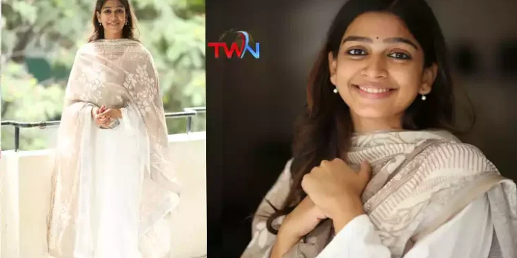 ‘8 వసంతాలు’ ప్యూర్ లవ్ స్టొరీ, వెరీ మెమరబుల్ రోల్ చేశాను: హీరోయిన్ అనంతిక సనీల్‌కుమార్