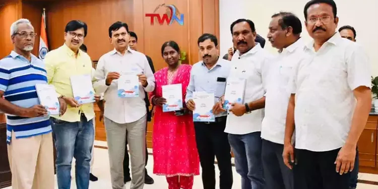 JCHSL డైరీ ఆవిష్కరణ